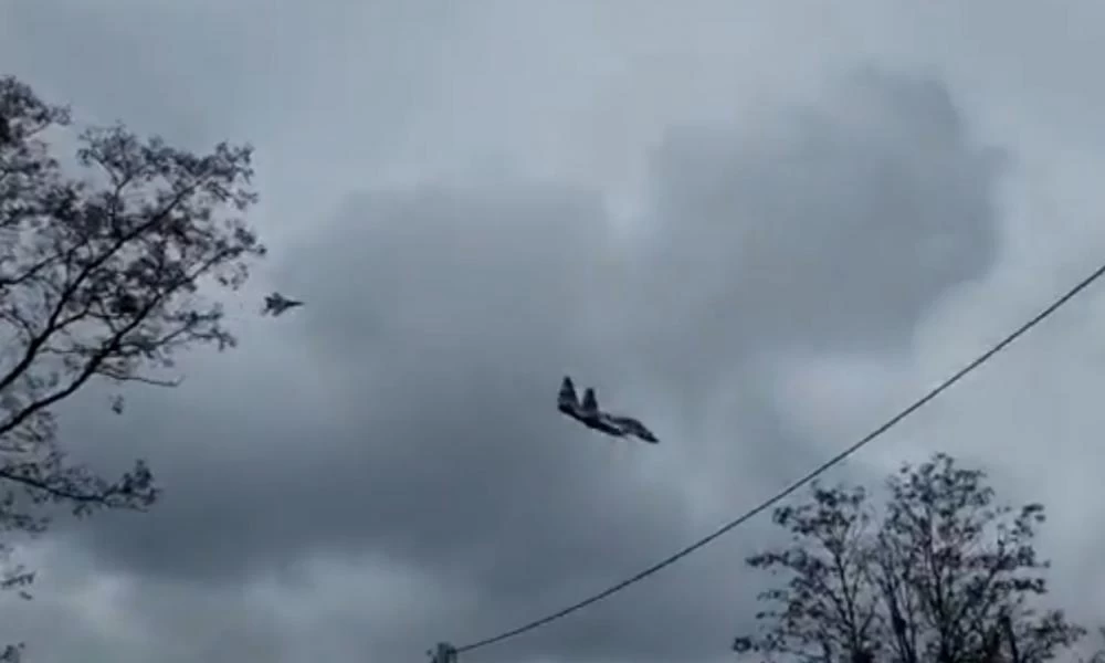 Απίστευτη αερομαχία εναντίoν ρωσικού Su-35 και ουκρανικού MiG-29 (Εικόνες)